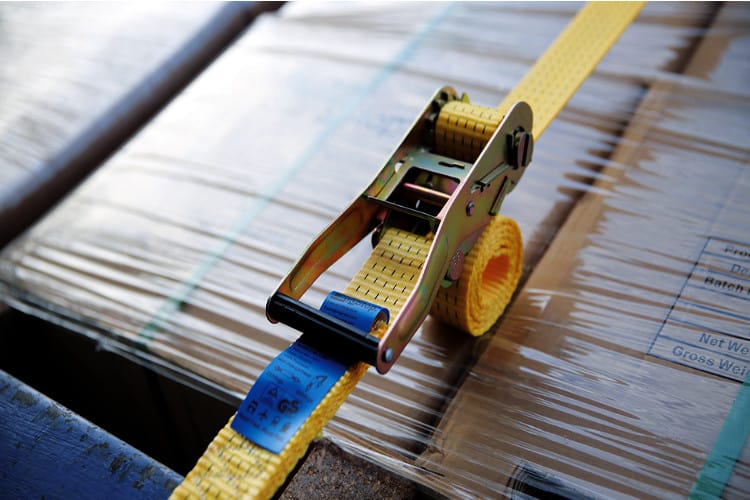 Correct Way to Use Ratchet Straps [9 Tips]