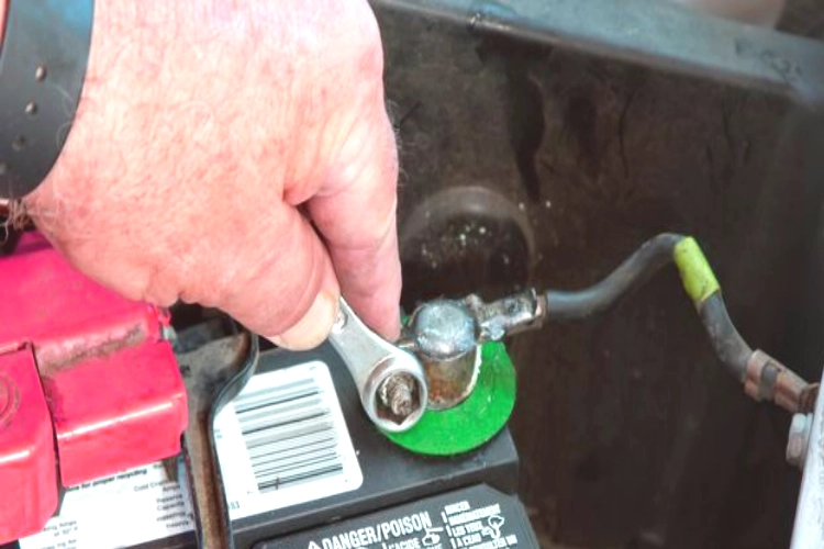 Disconnect the Positive Clip